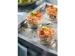 ZACHT GEROOKTE ZALM salade 1K JOKA RED LABEL